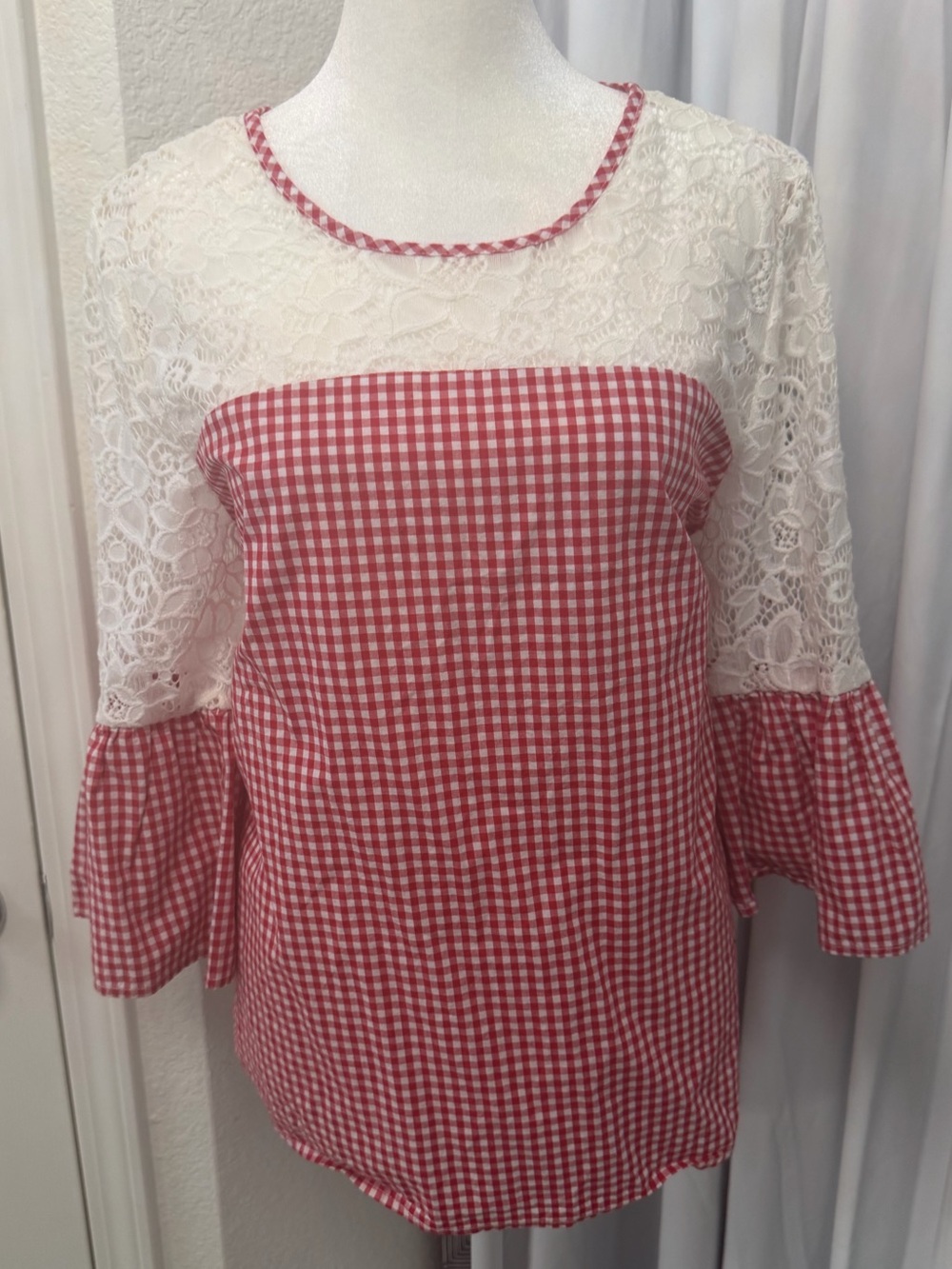 Marc New York Red White Gingham Check Lace Yoke Bell Sleeve Blouse Top L - Picture 2 of 11